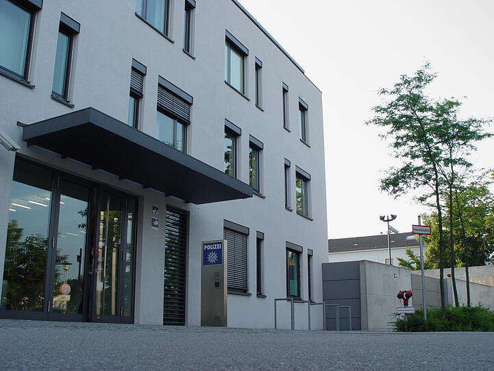 Die Polizeidienststelle in Mühldorf am Inn.