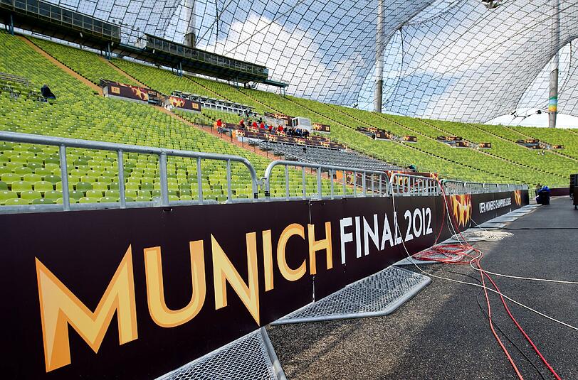 Vor dem Champions-League-Finale der Damen im Olympiastadion verkauften zwei Niederländer gefälschte Fanschals.