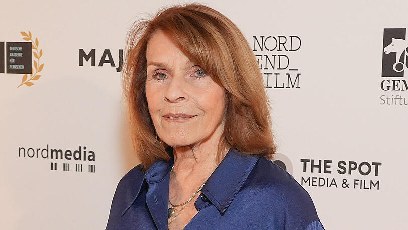 Senta Berger kann vorerst nicht nach M&uuml;nchen zur&uuml;ckkehren.