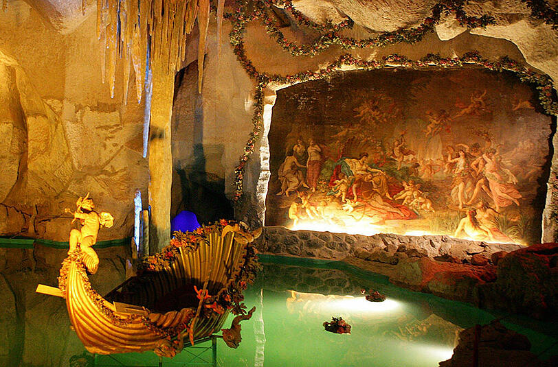 König Ludwigs imposante Venusgrotte am Schloss Linderhof.