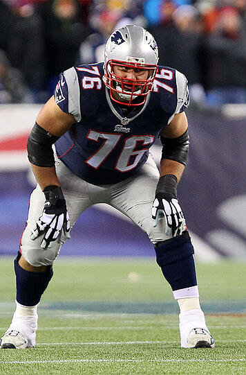 Vollmer ist Right Tackle in der Offensive Line. Seine Aufgabe ist es, die Gegner von seinem Quarterback fernzuhalten.