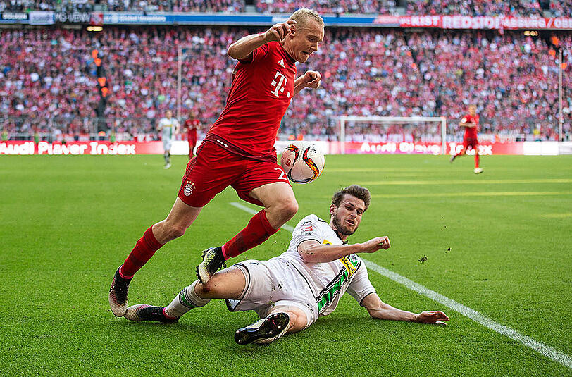 Hickhack um die Zukunft von Sebastian Rode - sein Berater dementierte am Dienstag Medienberichte über einen unterschriebenen Vertrag in Dortmund.
