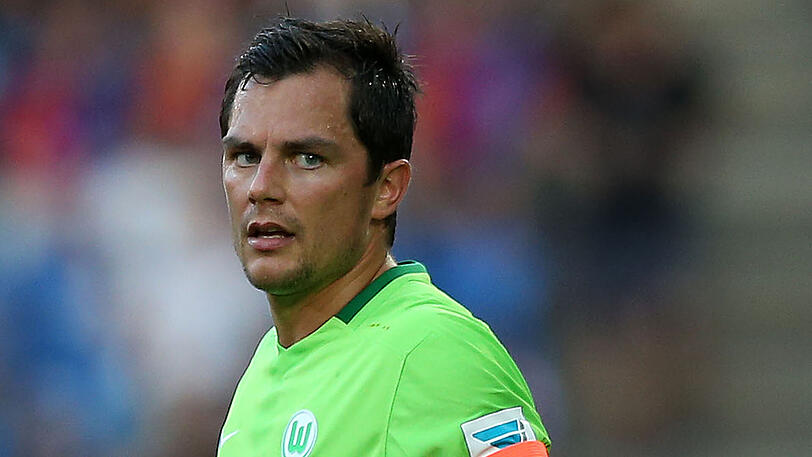 Marcel Schäfer war 2007 vom TSV 1860 zum VfL Wolfsburg gekommen und bestritt 256 Bundesliga-Spiele für den Klub. Nebenbei schloss er ein Studium im Sport-Management ab.