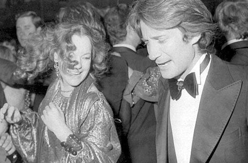 Die große Schauspielerin Romy Schneider strahlt 1978 ihre damalige Liebe Daniel Biasini an.