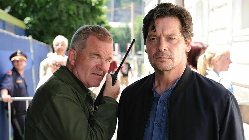 Nepo Wallner (Cornelius Obony, l.) und Thomas Meiberger (Fritz Karl) in "Meiberger - Im Kopf des Täters"