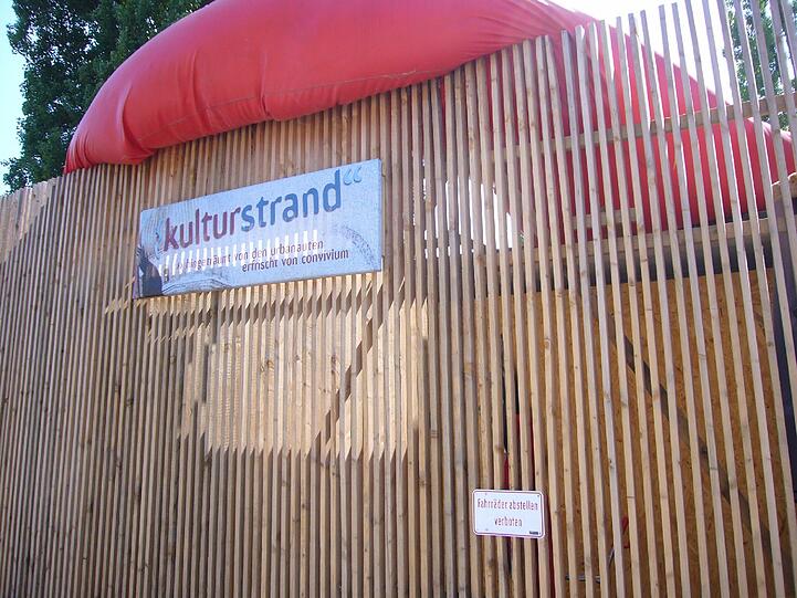 Heuer war der Kulturstrand an der Corneliusbrücke.