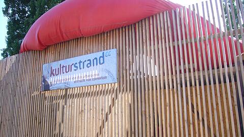 Heuer war der Kulturstrand an der Corneliusbrücke.