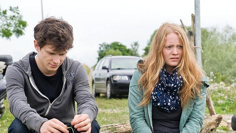 Leonie Benesch und Joel Basman im "Tatort" Leonie Benesch und Joel Basman im "Tatort"