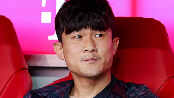 Min-jae Kim hat seinen Stammplatz beim FC Bayern verloren und könnte den Klub noch im Sommer verlassen.