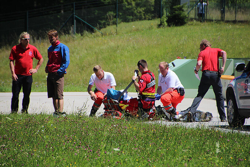 Die Bilder von der Heli-Rettung einer 31-jährigen Salzburger Kletterin.