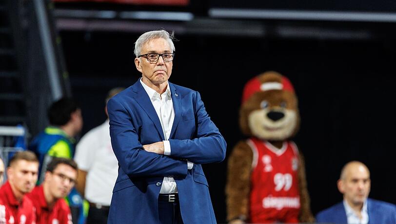 Gordon Herbert hat sein erstes Pflichtspiel als Bayern-Trainer gewonnen.