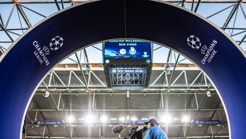Die Endspiele der Champions League von 2022 bis 2024 werden im ZDF zu sehen sein. Die Endspiele der Champions League von 2022 bis 2024 werden im ZDF zu sehen sein.