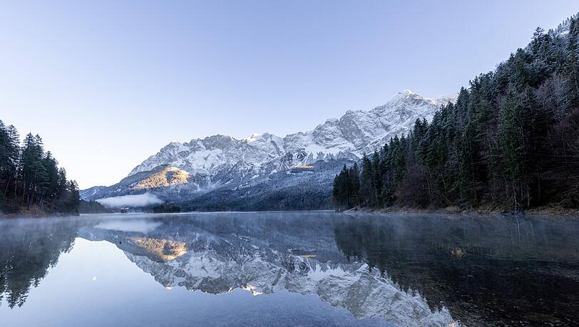 Ärger am Eibsee: Eine österreichische Firma plant einen Windpark direkt an der deutschen Grenze.