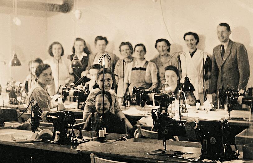 Seit 125 Jahren werden bei &bdquo;Anita&ldquo; nahe Rosenheims Dessous produziert. Mit großen Körbchen macht das Familienunternehmen einen Millionen Umsatz &ndash; auch dank weißer Spitze. Die Bilder.