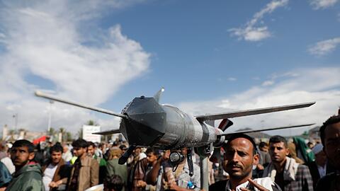 Immer wieder greift die Huthi-Miliz Israel mit Raketen und Drohnen an. (Archivbild)
