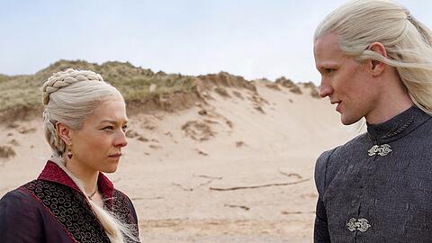 Emma D'Arcy als Rhaenyra (links) und Matt Smith als Daemon Targaryen in "House of the Dragon".