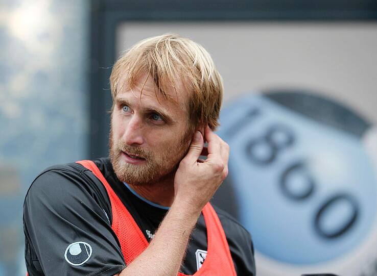 Training an der Grünwalder: Friedhelm Funkel bei der Einheit mit dem TSV 1860. Die Bilder