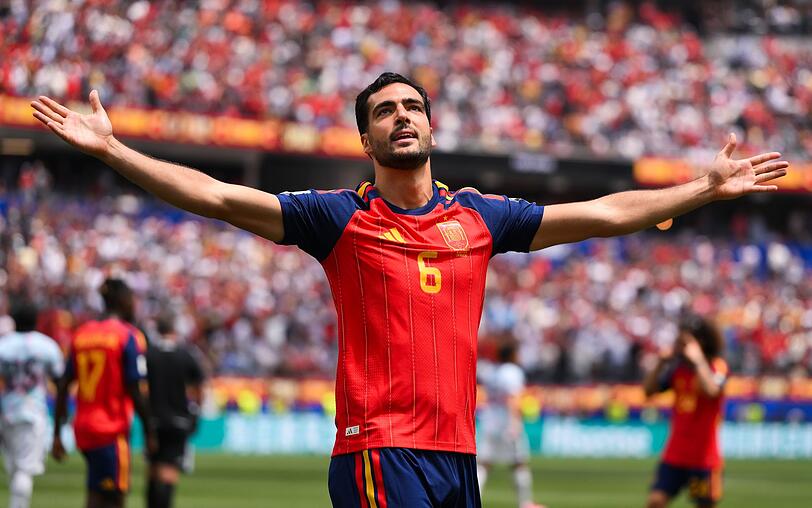 Mikel Merino traf zuletzt in zwei aufeinanderfolgenden K.o.-Spielen als Einwechselspieler für Spanien. Mikel Merino traf zuletzt in zwei aufeinanderfolgenden K.o.-Spielen als Einwechselspieler für Spanien.