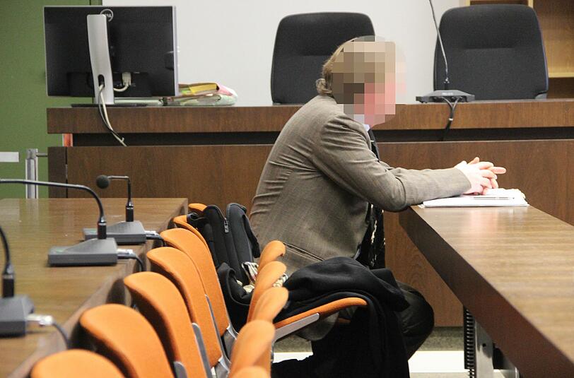 Schlug zu: Hans G. auf der Anklagebank.