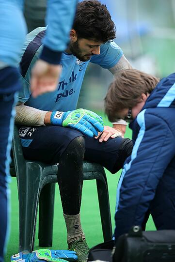Vormittagstraining im Regen, Ankunft von Oberlöwe Peter Cassalette, kräfteraubender Zirkel am Nachmittag: Sehen Sie hier die Bilder vom dritten Tag des TSV 1860 in Estepona.