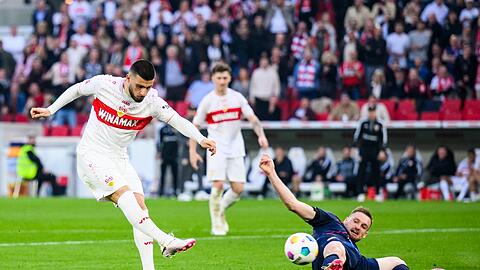 Deniz Undav (l) rettete dem VfB einen Punkt gegen Heidenheim.