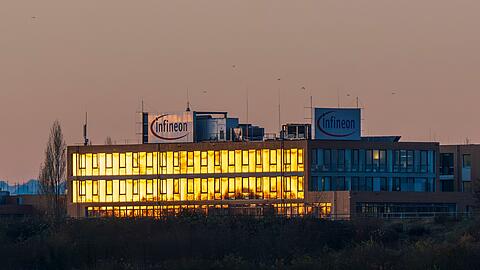Infineon hofft im neuen Geschäftsjahr auf Rückenwind durch KI.