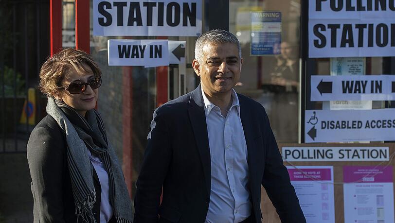 Der Labour-Kandidat Sadiq Khan mit seiner Frau. Der Labour-Kandidat Sadiq Khan mit seiner Frau.