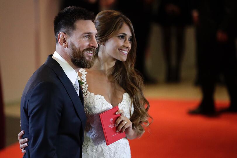Die Bilder von der Hochzeit von Barca-Superstar Lionel Messi.