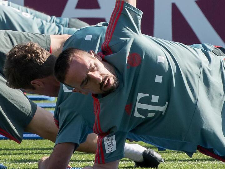 Franck Ribery vom Fußball-Bundesligisten FC Bayern München trainiert während einer Übungseinheit. Foto: Peter Kneffel