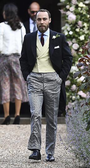 James Middleton kommt zur Hochzeit seiner Schwester Pippa Middleton in der St. Mark's Kirche in Englefield.