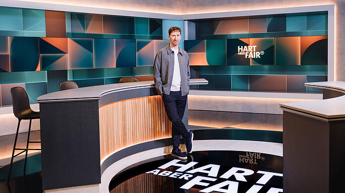 ARD und Louis Klamroth sprechen von Neustart und setzen auf ein neues "Hart aber fair"-Studio.