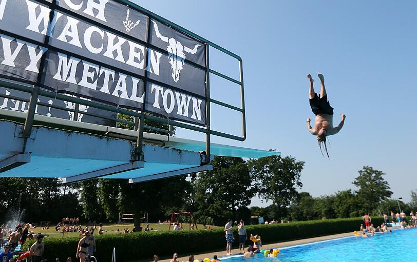 Treffpunkt für Metalfans aus der ganzen Welt: Das Wacken Open Air. Sehen Sie hier weitere Bilder vom Wacken 2014!