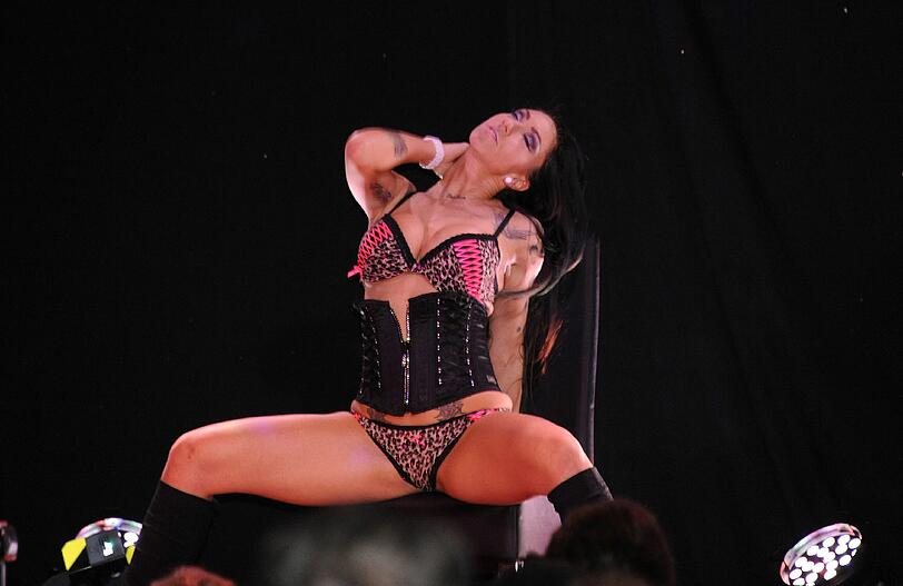 Auch am Samstag präsentierten sich die Pornostars auf der Erotikmesse "Eros und Amore" in München dem Publikum. Die Bilder.