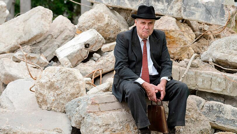 Im TV-Biopic "Kurt Landauer - Der Präsident" spielt Sepp Bierbichler den ehemaligen Vereinspräsidenten des FC Bayern.