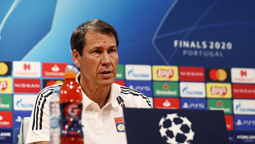 Olympique Lyon führte Rudi Garcia 2020 bis ins Halbfinale der Champions League. Nach einem 0:3 gegen den FC Bayern war allerdings Schluss. Die Mannschaft von Hansi Flick sicherte sich im Finale gegen Thomas Tuchels PSG den Titel. Olympique Lyon führte Rudi Garcia 2020 bis ins Halbfinale der Champions League. Nach einem 0:3 gegen den FC Bayern war allerdings Schluss. Die Mannschaft von Hansi Flick sicherte sich im Finale gegen Thomas Tuchels PSG den Titel.