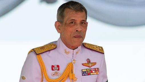 Einer der reichsten Monarchen der Welt: Maha Vajiralongkorn (64). Der thailändische König hat auch Häuser am Starnberger See. Einer der reichsten Monarchen der Welt: Maha Vajiralongkorn (64). Der thailändische König hat auch Häuser am Starnberger See.