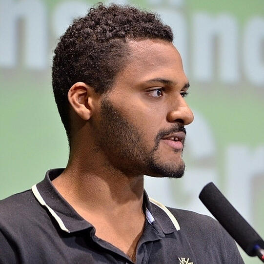 Stimmkreis 105 München-Moosach - Benjamin Adjei (Grüne): Am Abend sah es nach einer Sensation aus: 26,5 Prozent hatte der Grünen-Newcomer. Ein Rennen mit Mechthilde Wittmann von der CSU. Sie konnte 26 Prozent der Wähler überzeugen. Eng.
