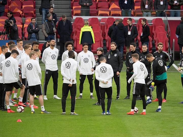 Das Abschlusstraining der Nationalmannschaft in der Amsterdam-Arena.