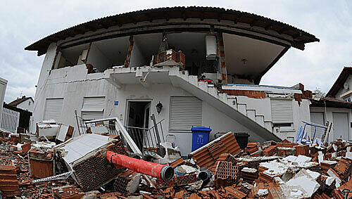 Überall Trümmer: Das Haus nach der Explosion Überall Trümmer: Das Haus nach der Explosion
