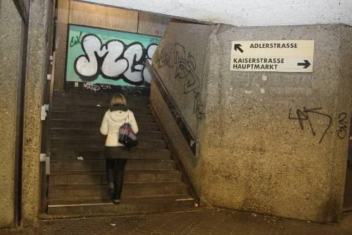 Von wegen Visitenkarte: Die U-Bahn-Passage ist dreckig, dunkel und stinkt.