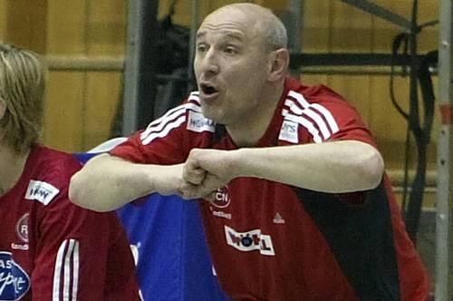Als neuer Frauen-Bundestrainer im Gespräch: Herbert Müller, der frühere Erfolgscoach der Club-Handballerinas.