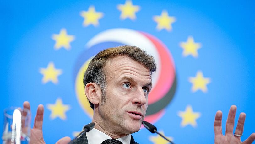 Macron will, dass Fake-Konten schneller aus sozialen Netzwerken entfernt werden (Archivbild). Macron will, dass Fake-Konten schneller aus sozialen Netzwerken entfernt werden (Archivbild).