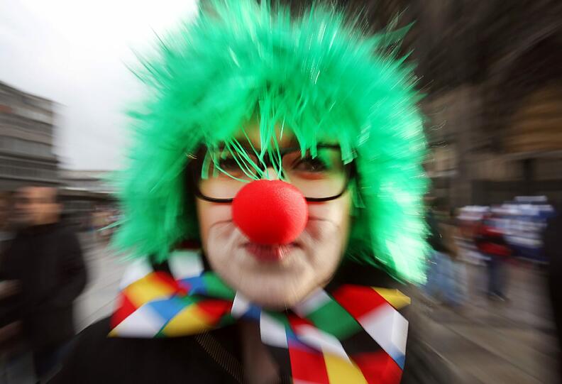 Köln fest in der Hand der Jecken. Die besten Bilder von der Weiberfastnacht in Köln!