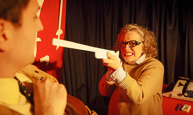 Veronika von Quast als Patricia Highsmith im Hofspielhaus.  Foto: Michael Klinksik