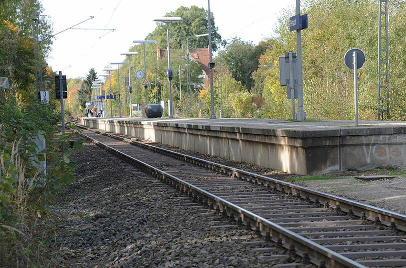 Der S-Bahnhof Perlach im Oktober 2012, als eine Zweijährige auf die Gleise gekommen und von einem Zug schwer verletzt wurde.