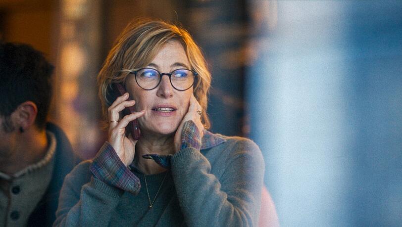 Valeria Bruni Tedeschi als Frau, die keine Kinder wollte und plötzlich in eine verletzte Familiensituation kommt.