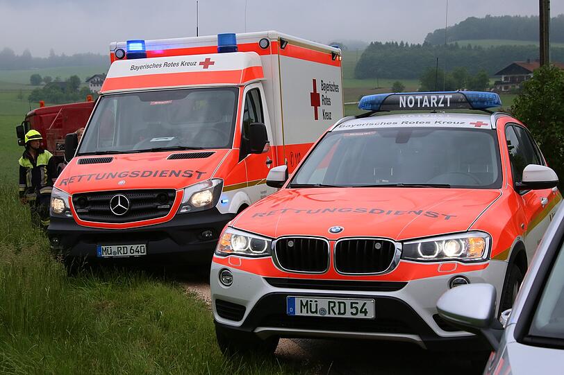 Die Bilder vom schweren Verkehrsunfall auf der MÜ17.