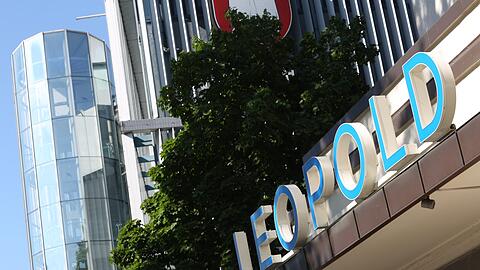 Hier endet die alte Leopoldstraße &ndash; gen Norden wird&rsquo;s moderner.