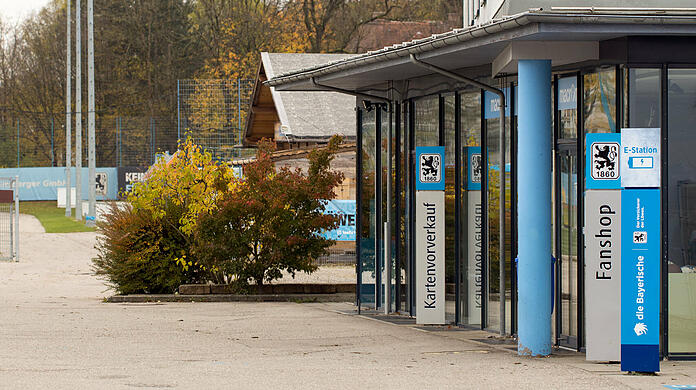 Der Fanshop am Vereinsgelände öffnet ab Dienstag wieder.