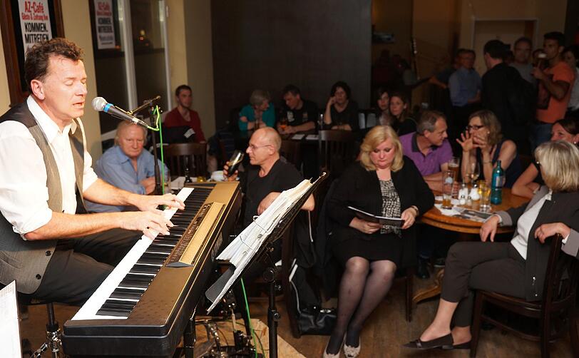 Harry Kulzer im AZ-Café: Die Bilder vom musikalischen Auftritt